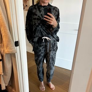 Women’s Electric & Rose Set